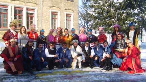 Avrupa’nın en büyük karnavalında ikincilik ödülü aldık
